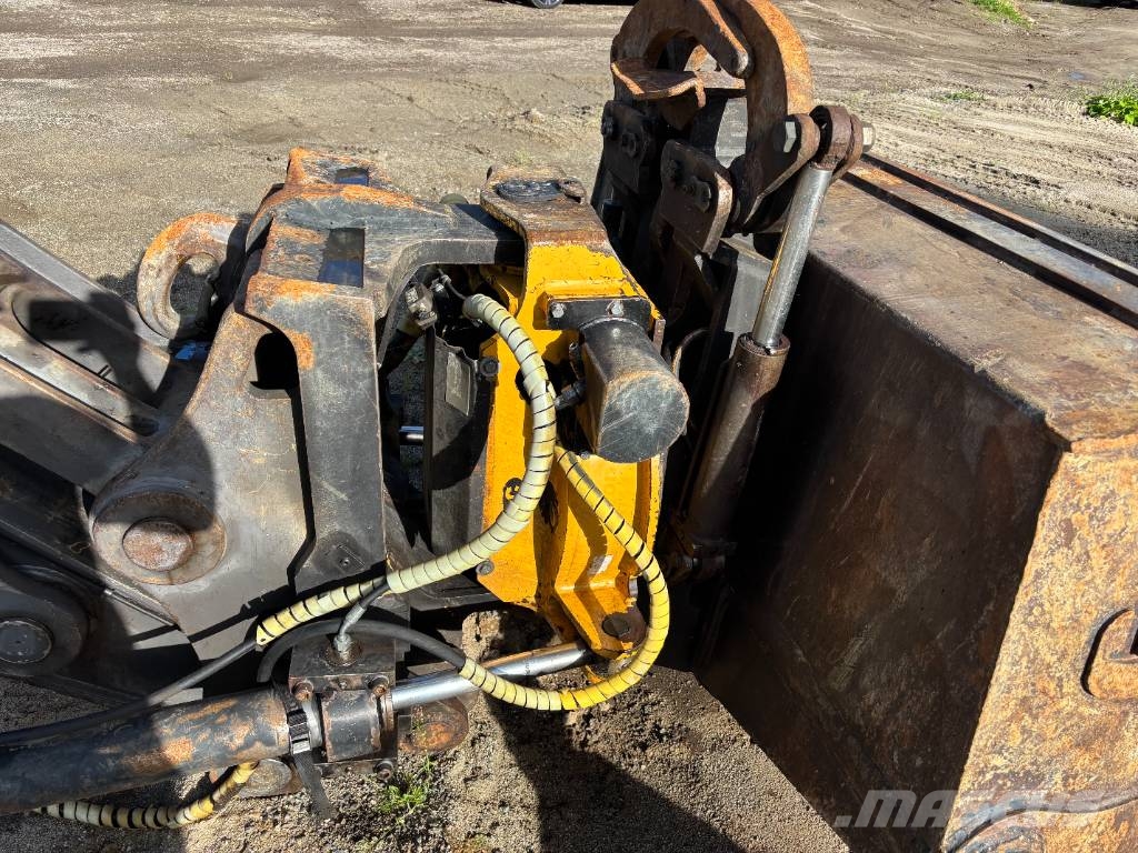 Volvo EC 290 C L Rupsgraafmachines