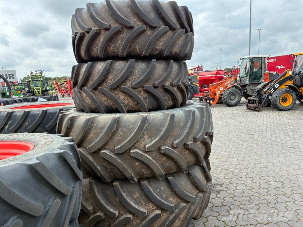 Vredestein 540/65R30 und 650/65R42 Muut maatalouskoneet