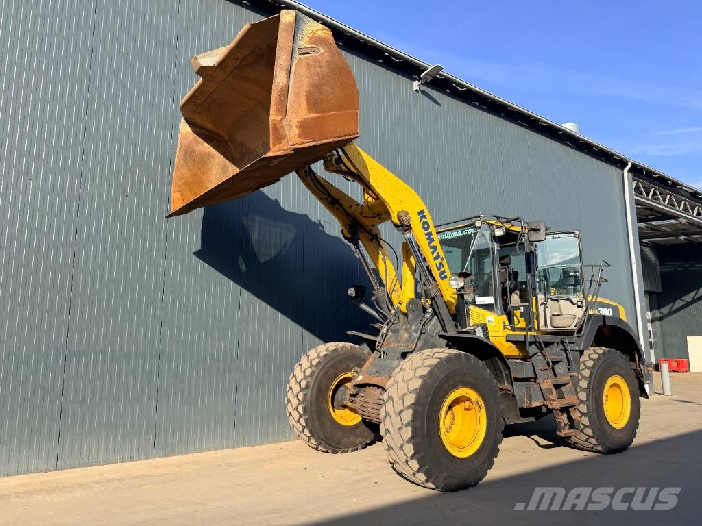 Komatsu WA380-8 Wielladers