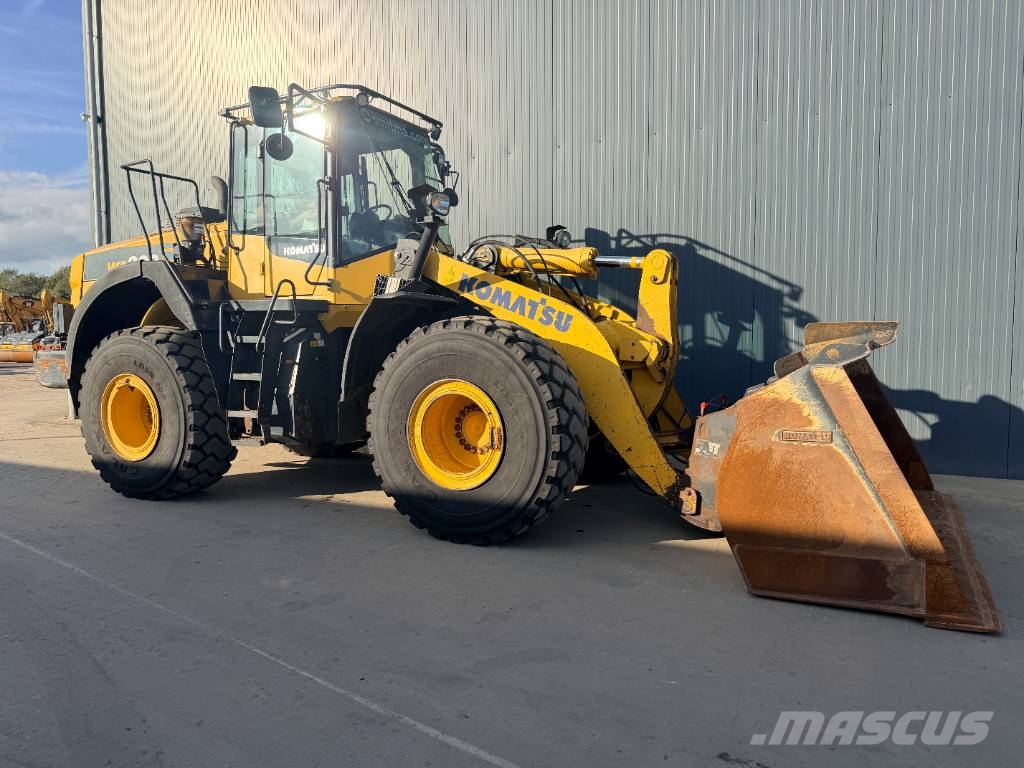 Komatsu WA380-8 Wielladers