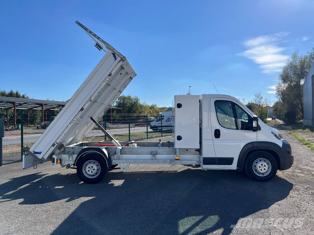 Peugeot BOXER Camion Benne 2.0 BlueHDi 130ch Garantie Varebiler med tipp
