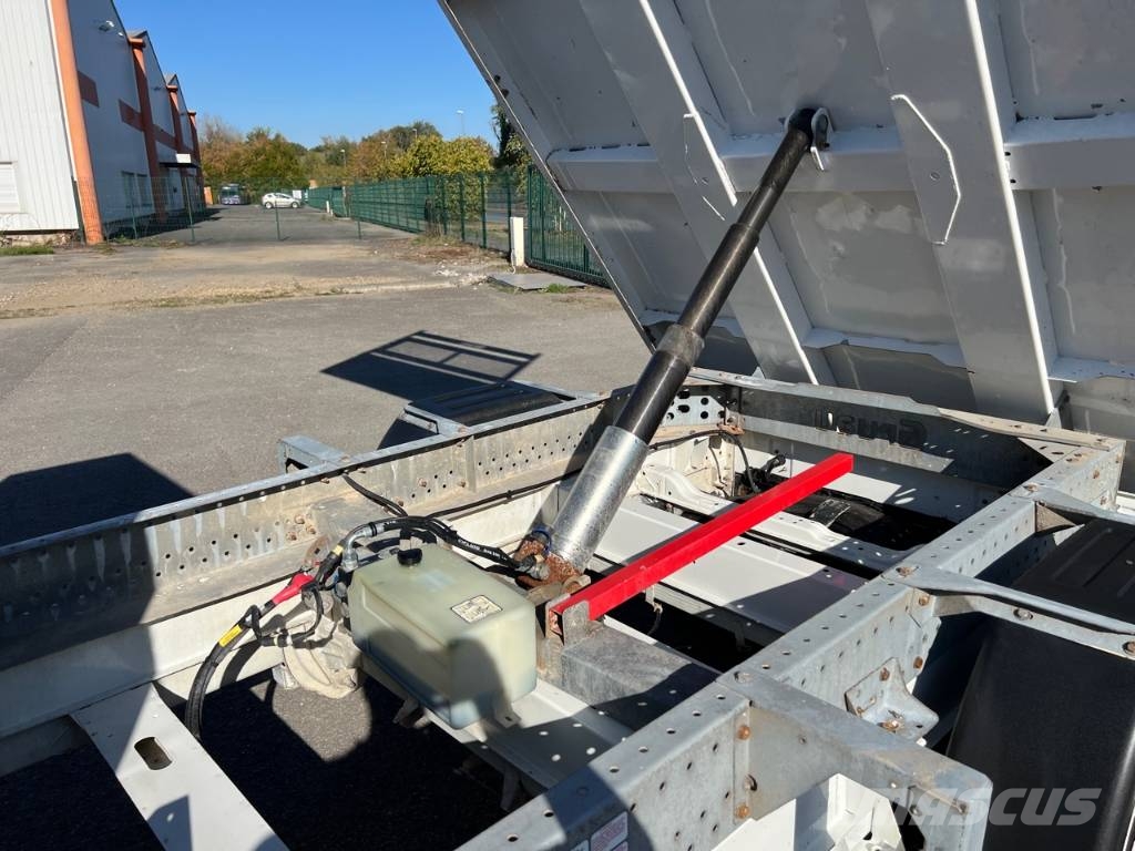 Peugeot BOXER Camion Benne 2.0 BlueHDi 130ch Garantie Varebiler med tipp