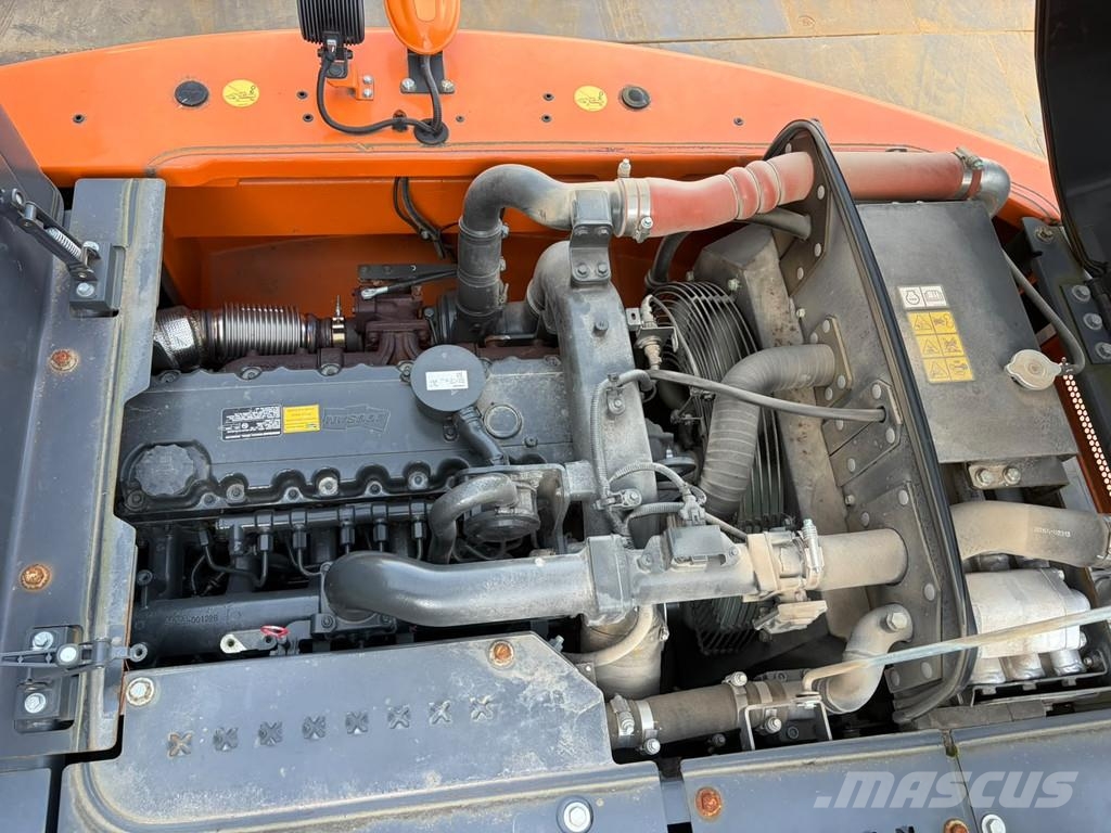 Develon DX160W-7 Excavatoare cu roti