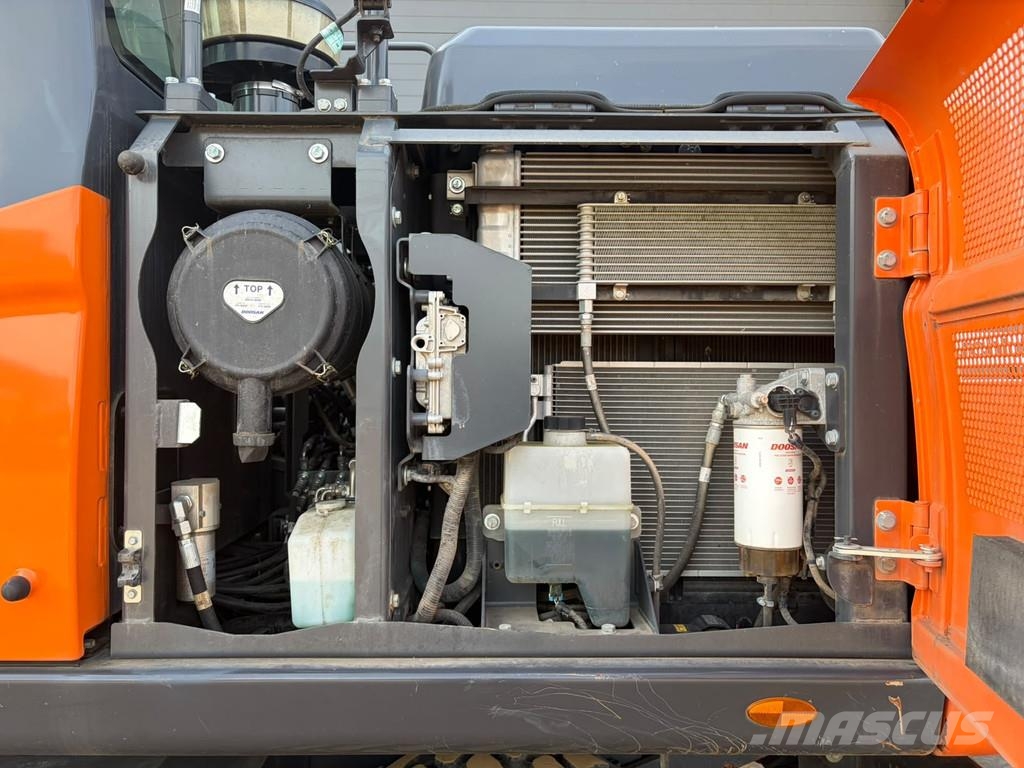 Develon DX160W-7 Excavatoare cu roti
