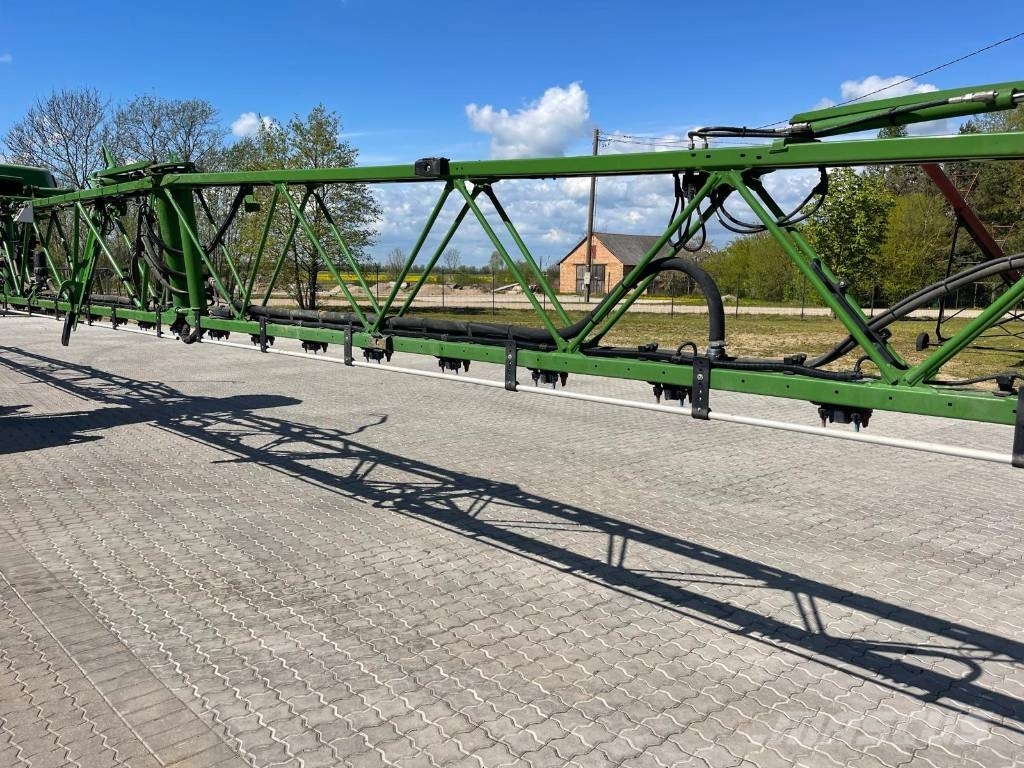 Amazone UX 6201 Super Vučene prskalice