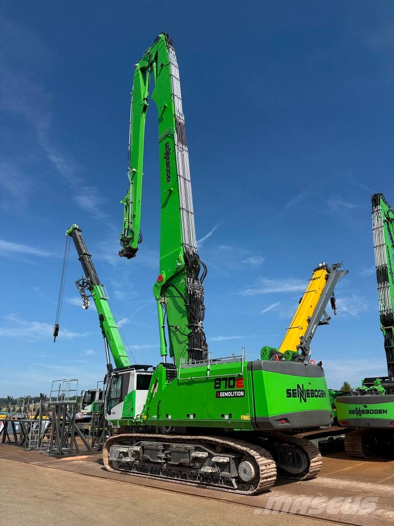 Sennebogen 870 RHD Demolition excavators