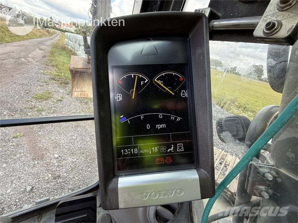 Volvo EC 250D Bagri goseničarji