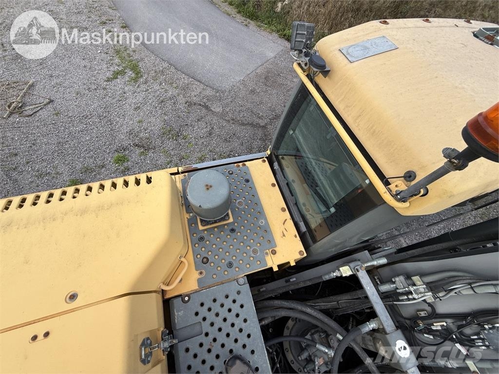 Volvo EC 250D Bagri goseničarji