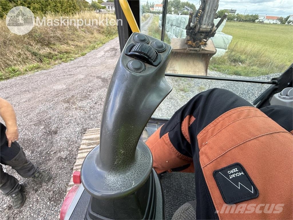 Volvo EC 250D Bagri goseničarji
