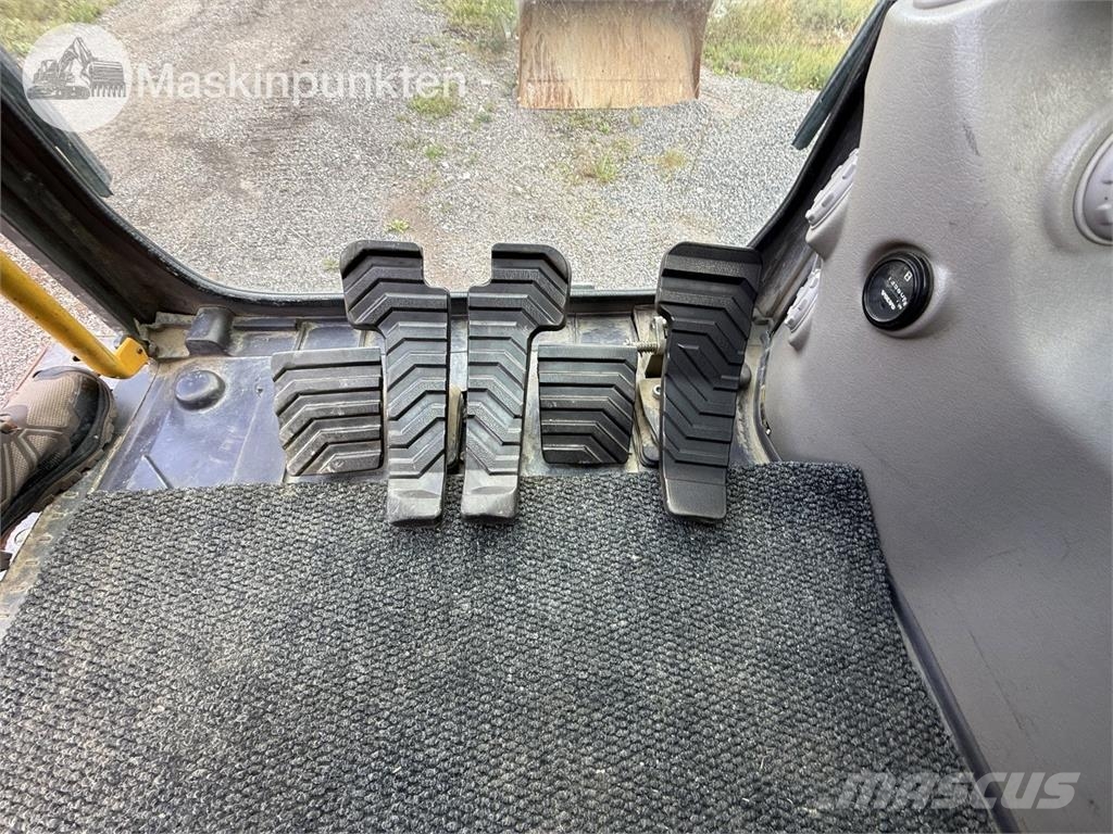 Volvo EC 250D Bagri goseničarji