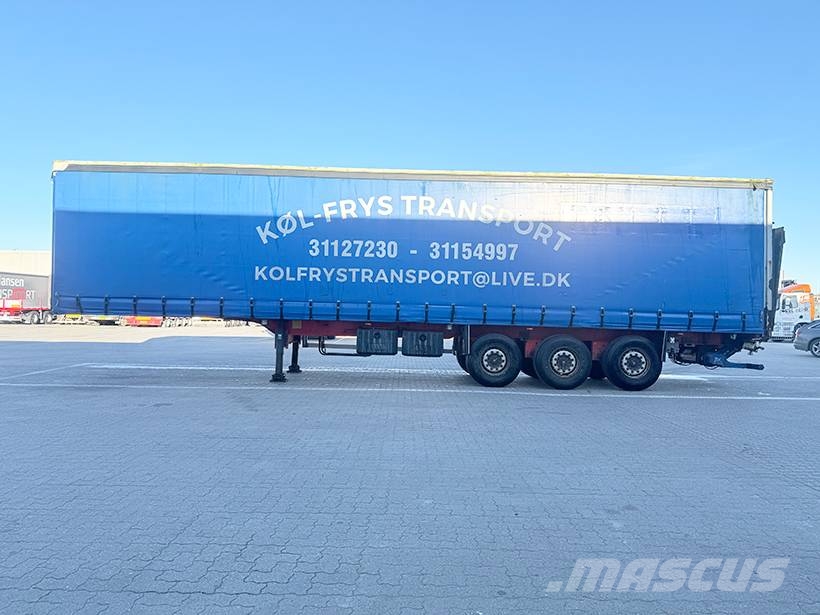 Kel-Berg 3 axle Curtainsider / 3 achs Planenauflieger Semi-trailer med Gardinsider
