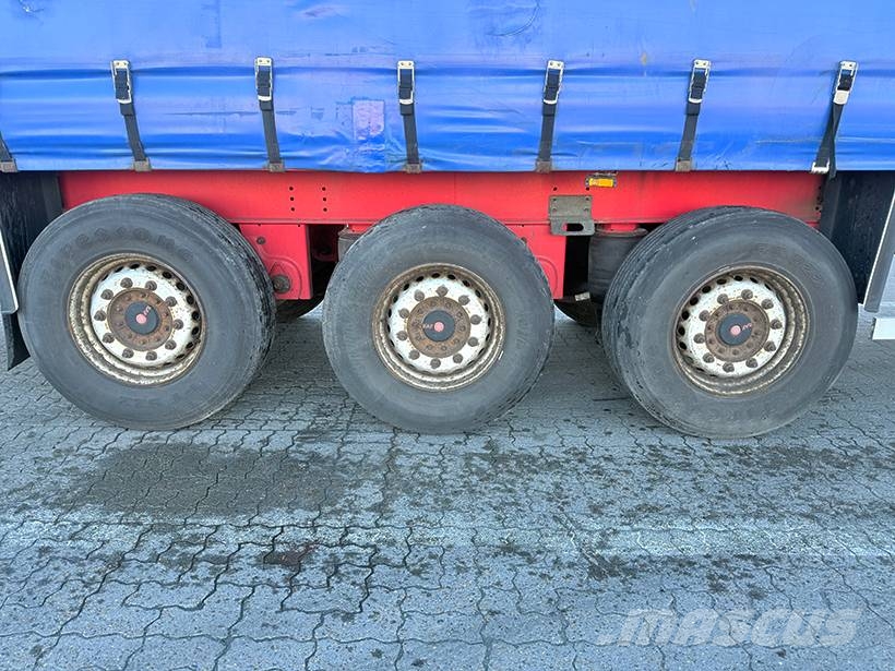 Kel-Berg 3 axle Curtainsider / 3 achs Planenauflieger Semi-trailer med Gardinsider