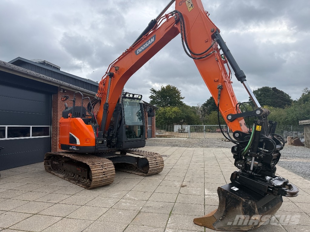 Doosan DX 140 LCR Gravemaskiner på larvebånd