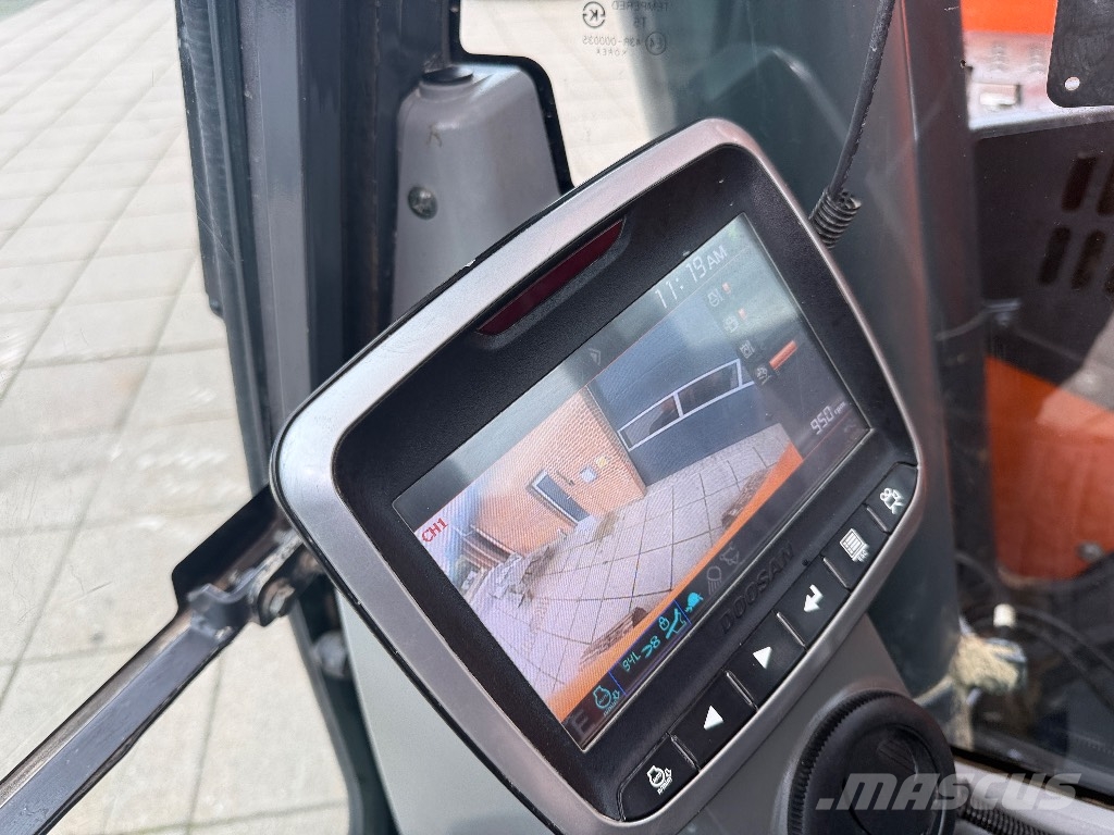 Doosan DX 140 LCR Gravemaskiner på larvebånd