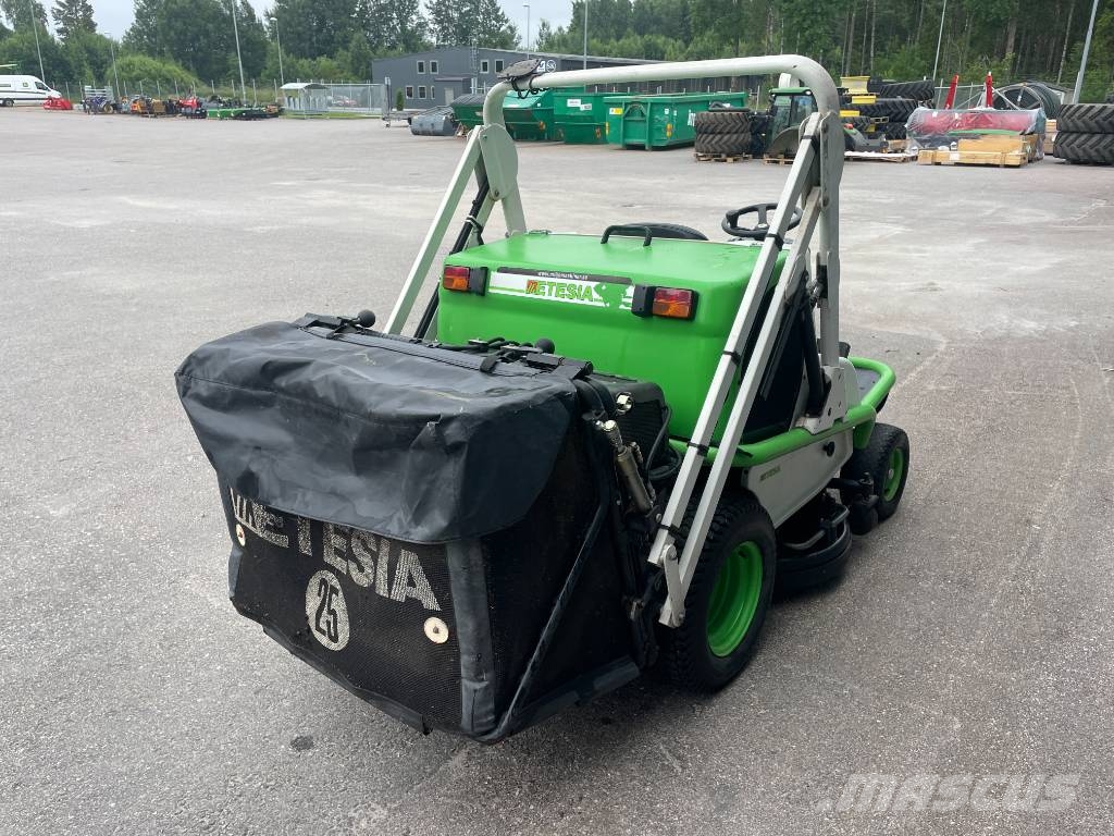 Etesia H124DN Päältäajettavat ruohonleikkurit