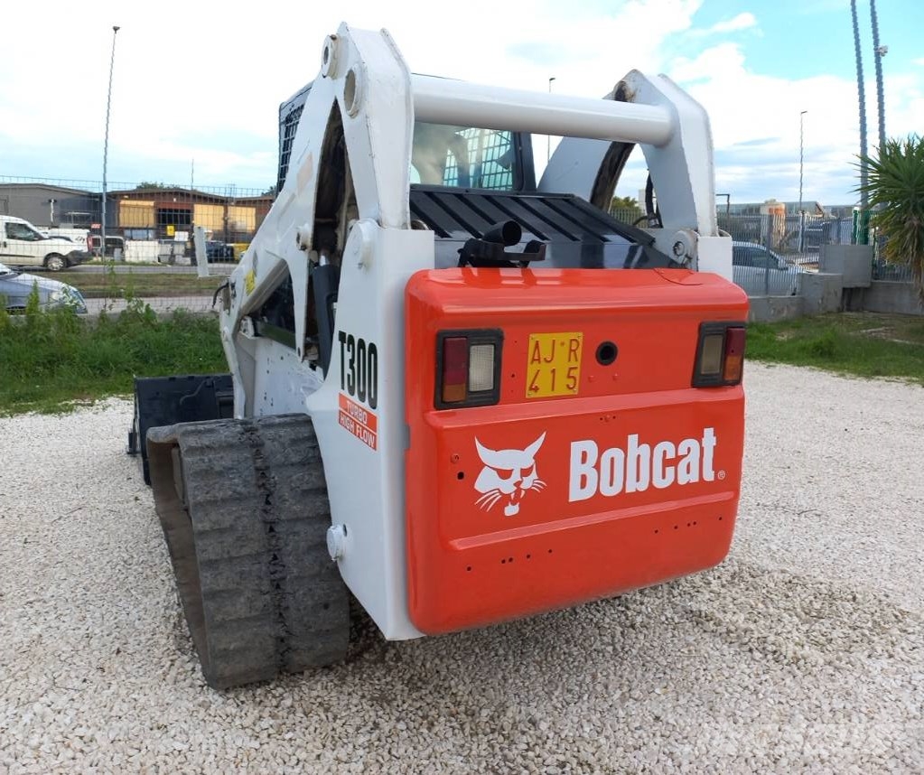Bobcat T 300 Mini loaders