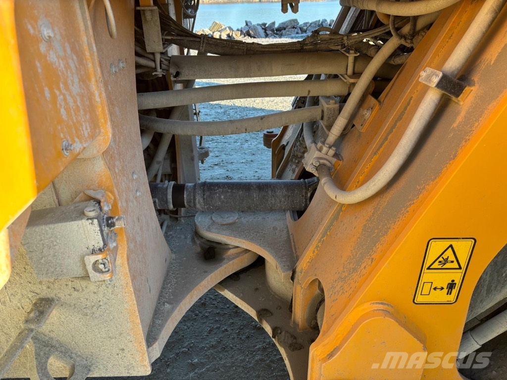 Volvo L 260 H Pale gommate