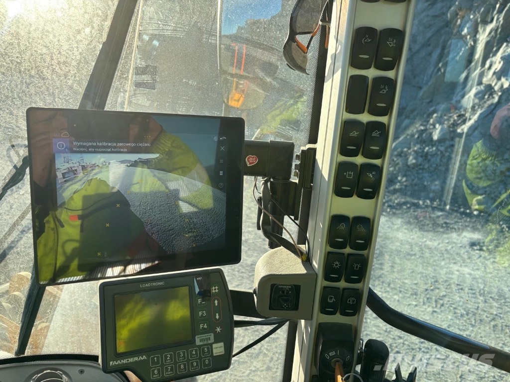 Volvo L 260 H Pale gommate