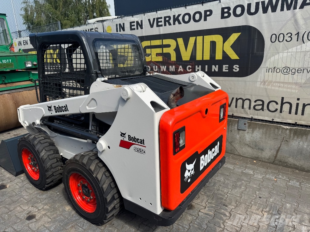 Bobcat S 550 لوادر بعجل