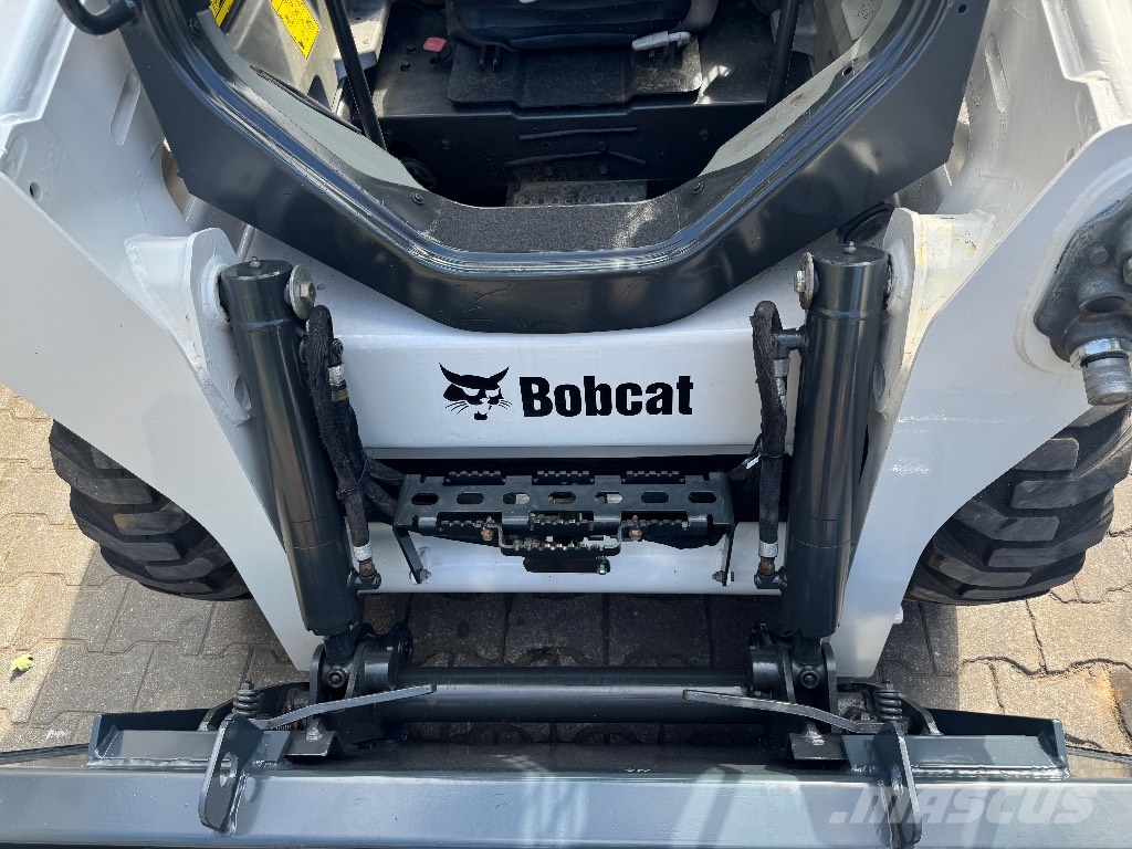 Bobcat S 550 لوادر بعجل