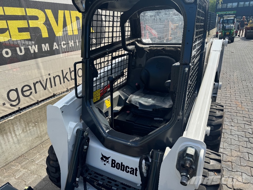 Bobcat S 550 لوادر بعجل