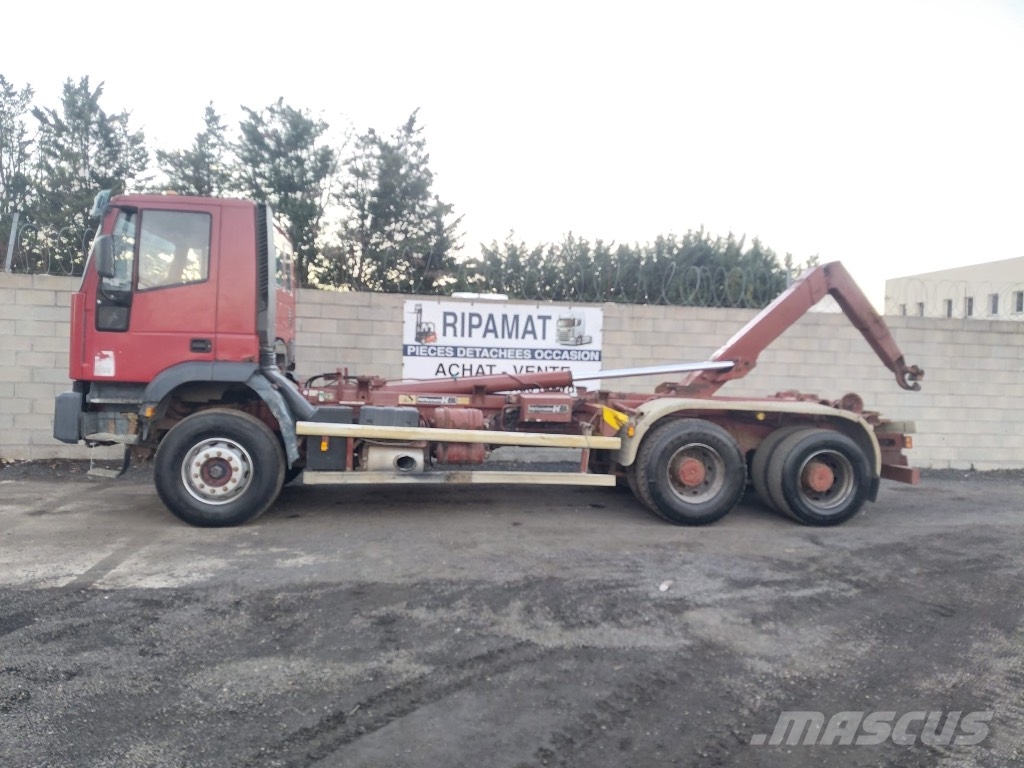 Iveco Eurotrakker 260 E30 شاحنات الرافعات الخطافية
