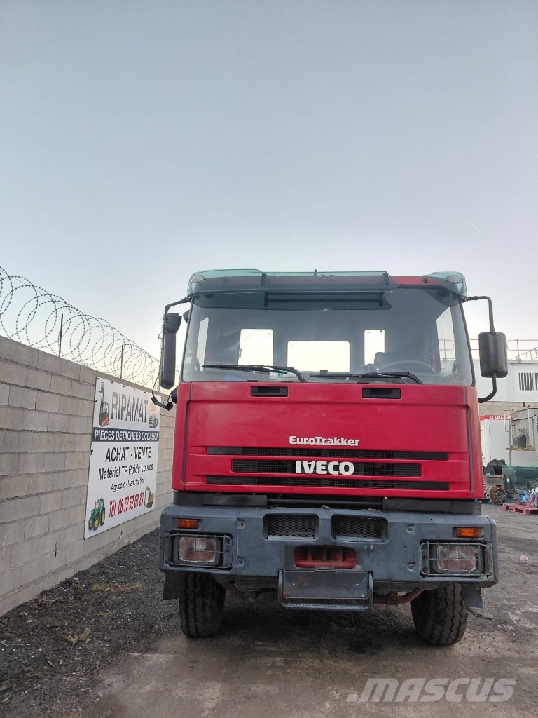 Iveco Eurotrakker 260 E30 شاحنات الرافعات الخطافية