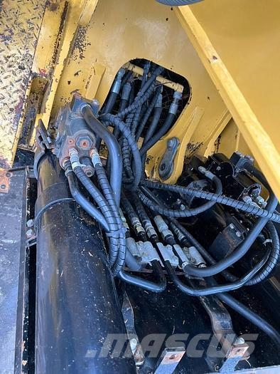 CAT 323DL - 323 DL - 323D Excavatoare speciale