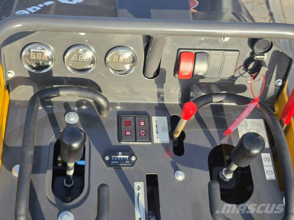 XCMG XC7-MT04 Mini homlokrakodók