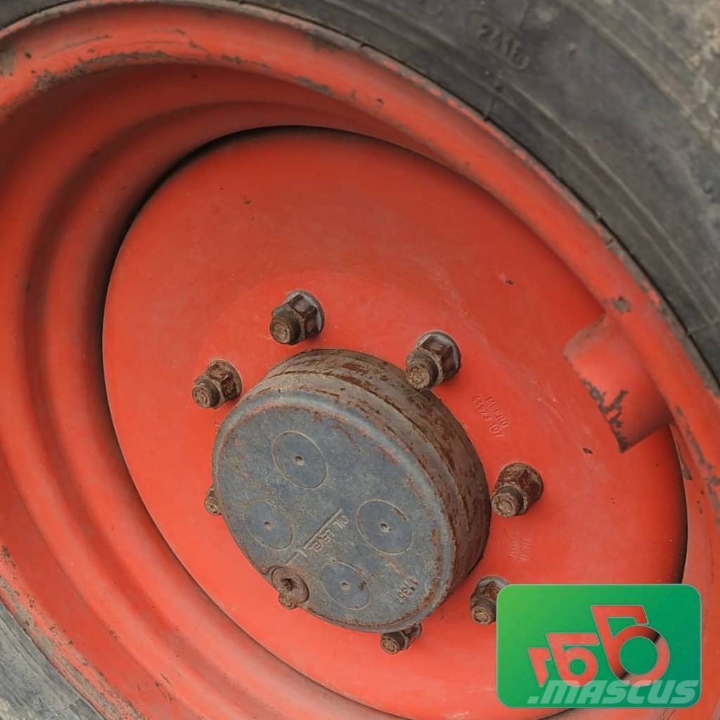 CLAAS Scorpion 6030CP 2011r. Parts Alusta ja jousitus
