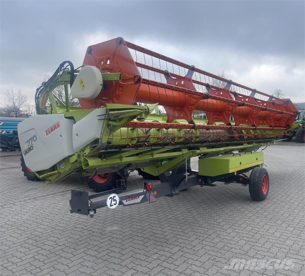 CLAAS Trion 650 Combine de secerat