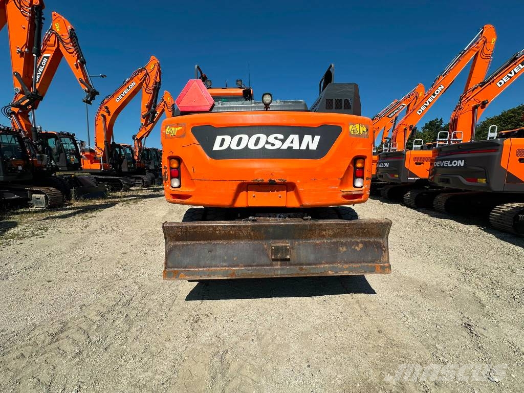 Doosan DX 140 W Wielgraafmachines