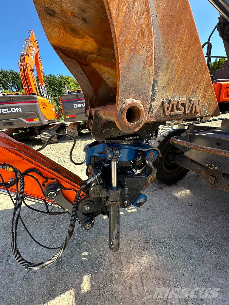 Doosan DX 140 W Wielgraafmachines