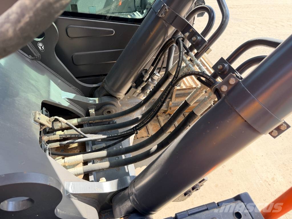 Volvo EC300E L Pelle sur chenilles