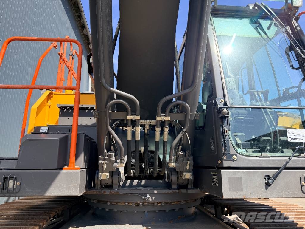 Volvo EC300E L Pelle sur chenilles