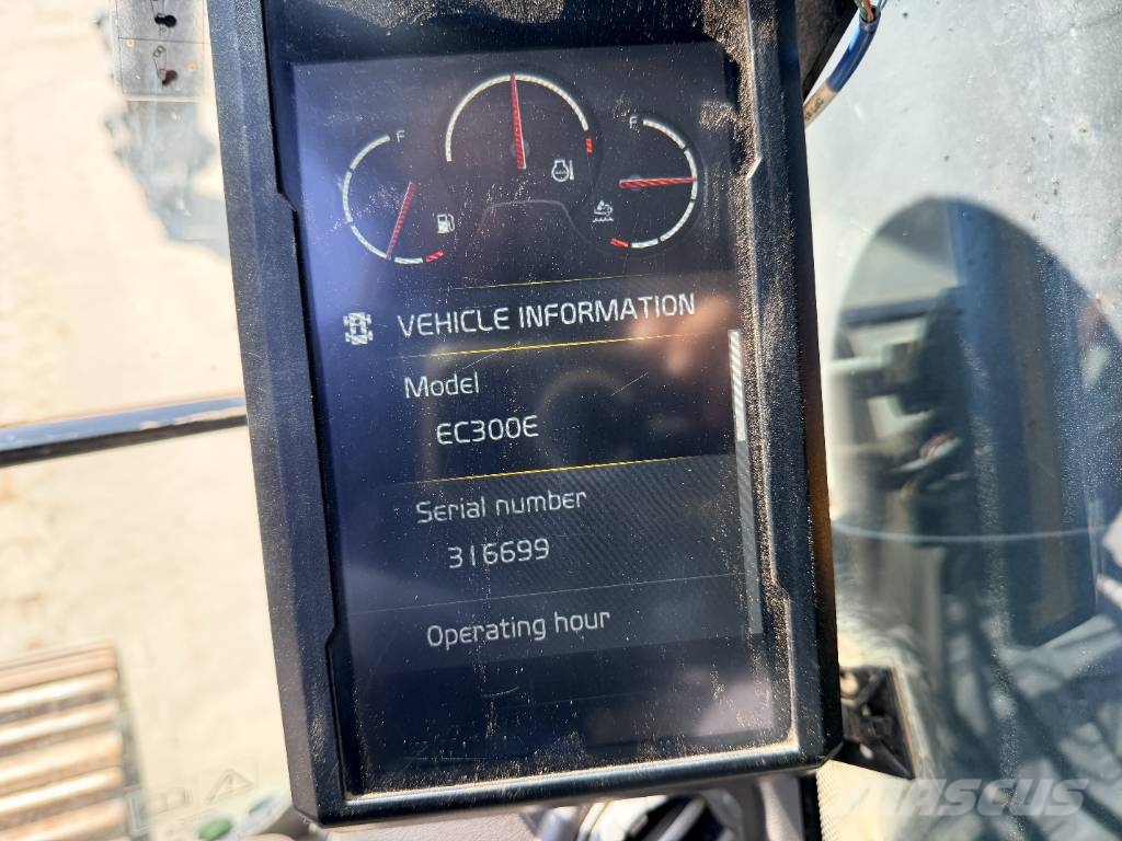Volvo EC300E L Pelle sur chenilles