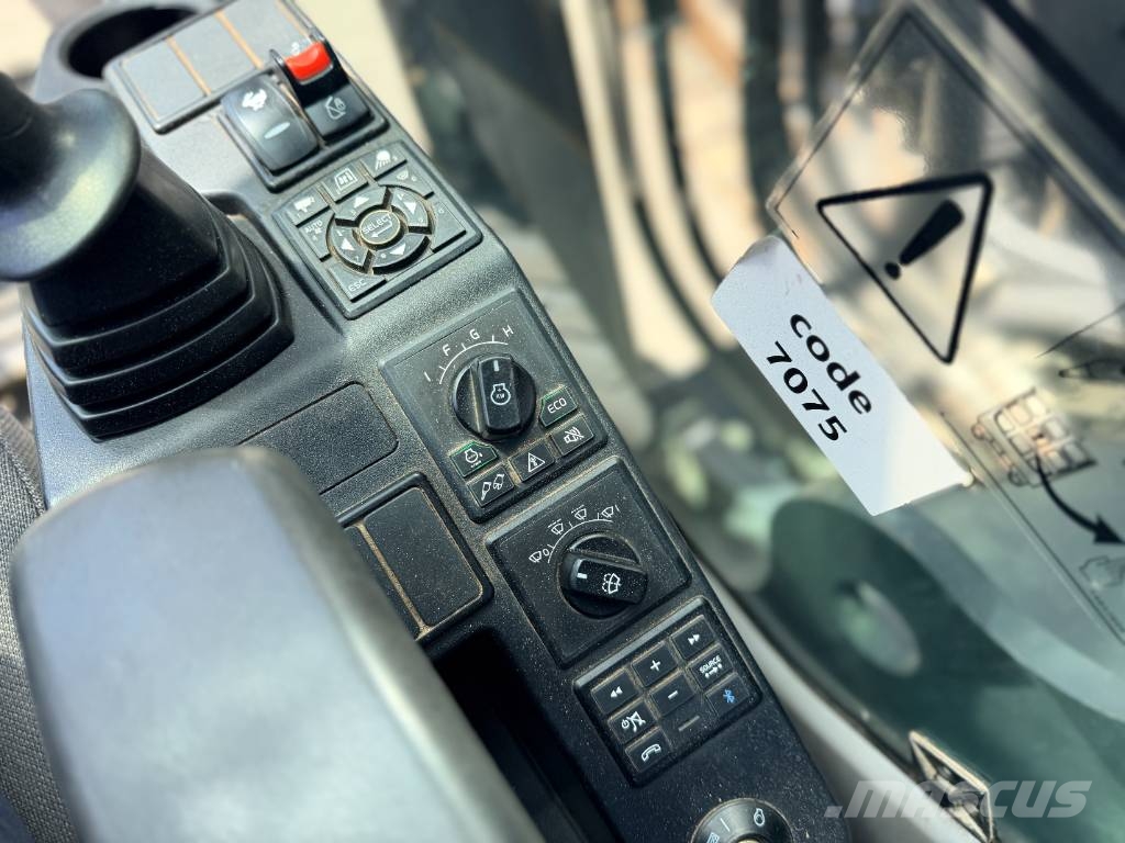 Volvo EC300E L Pelle sur chenilles