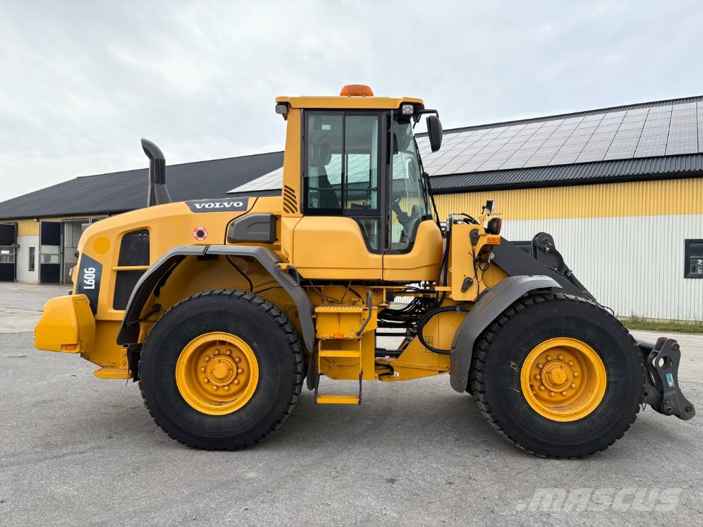 Volvo L60G lastmaskin, svensksåld, all utrustning Incarcator pe pneuri