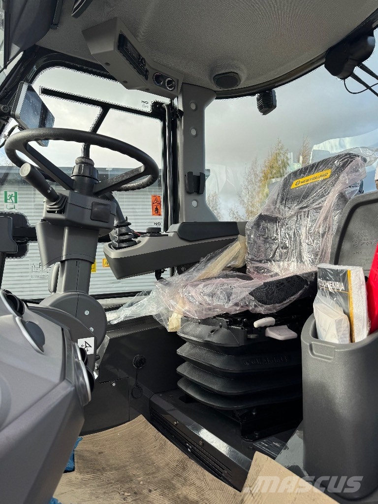 New Holland W 80D Pale gommate
