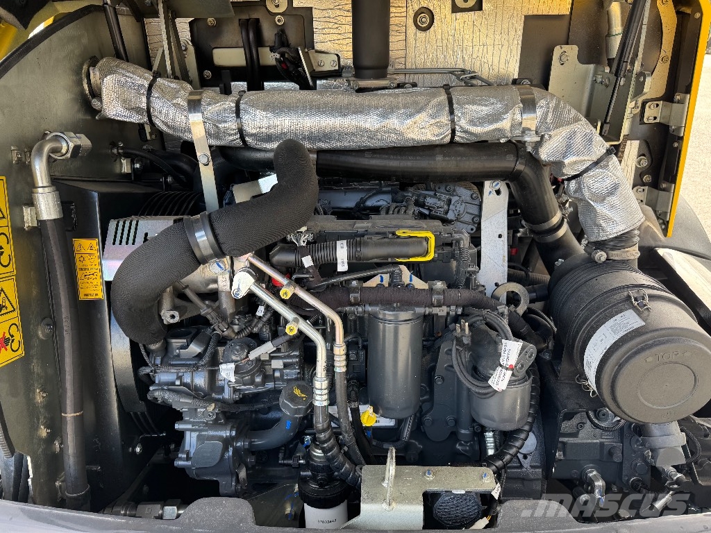 New Holland W 80D Pale gommate