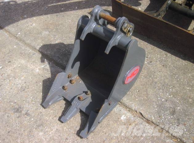 JCB 8008 * 2x Löffel * * Verstellfahrwerk * Miniexcavadoras