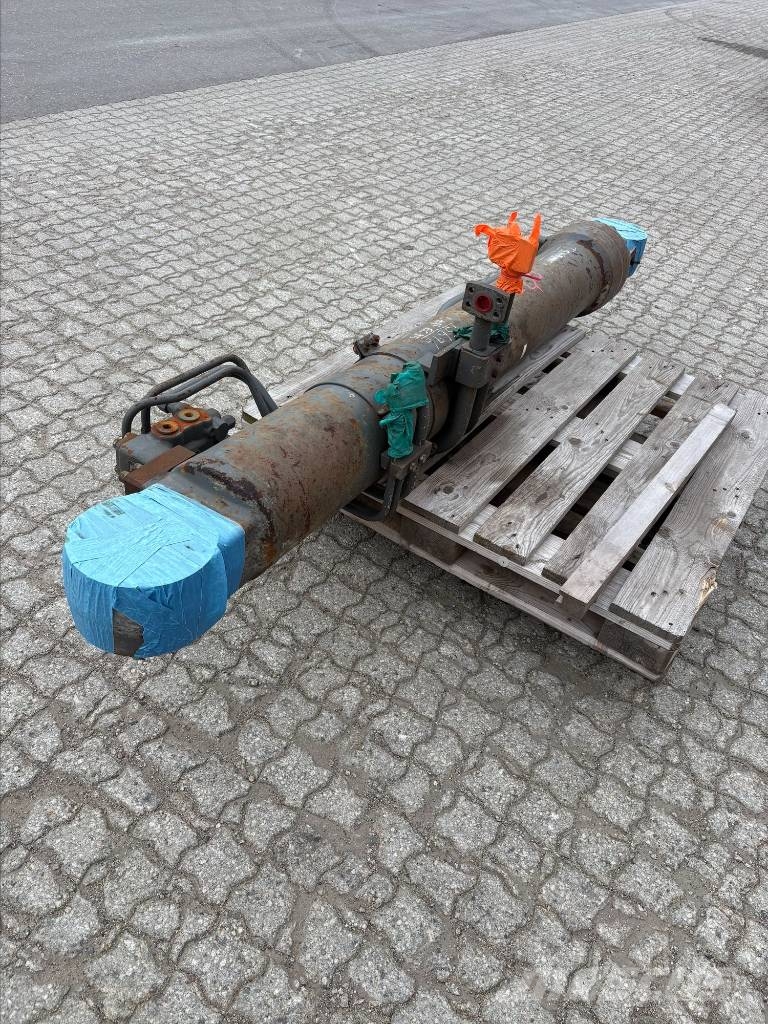 Volvo EC750E Boom / Lift Cylinder – VOE14711754 Hydraulics