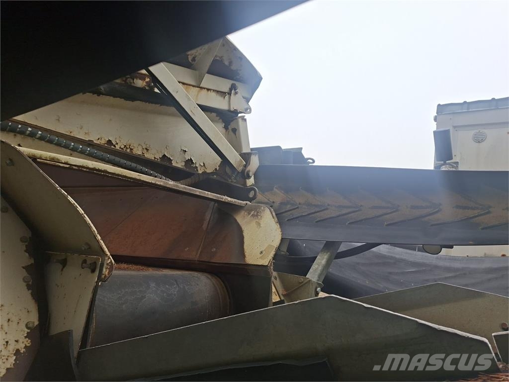 Metso Lokotrack ST3.8 Cribas