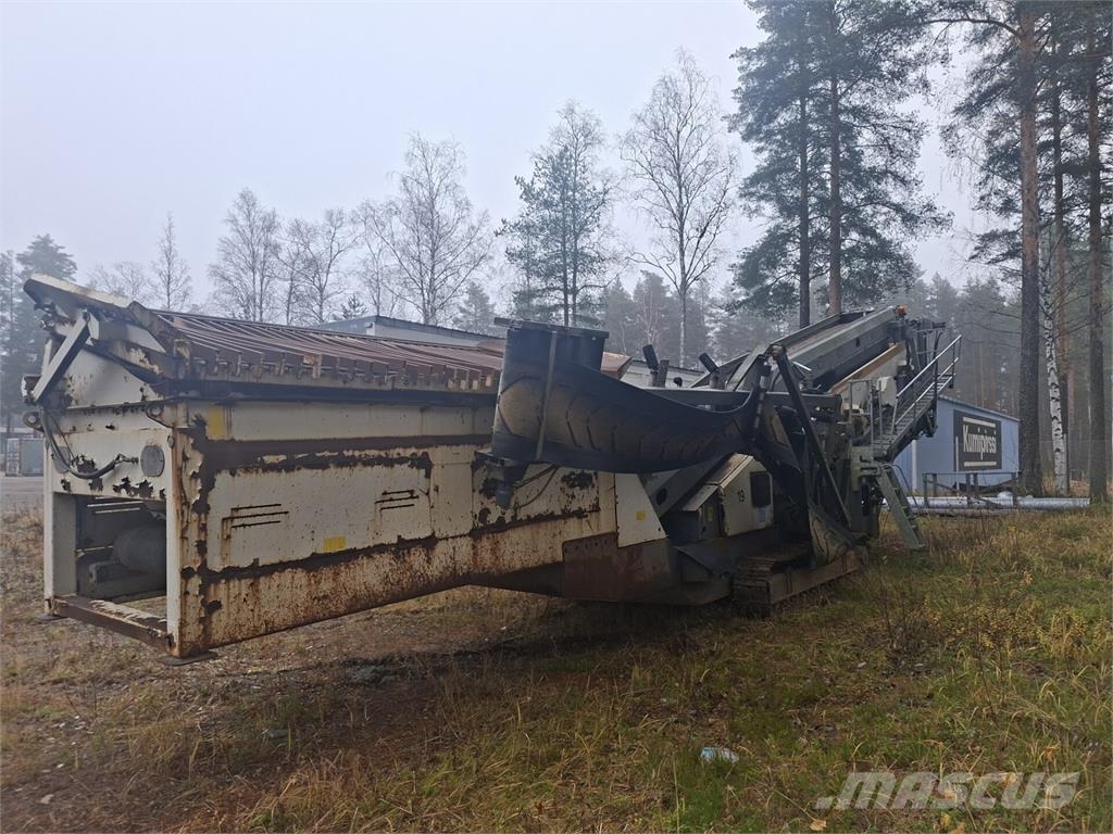 Metso Lokotrack ST3.8 Cribas