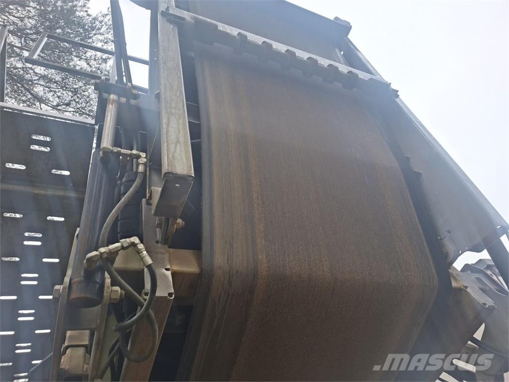 Metso Lokotrack ST3.8 Cribas