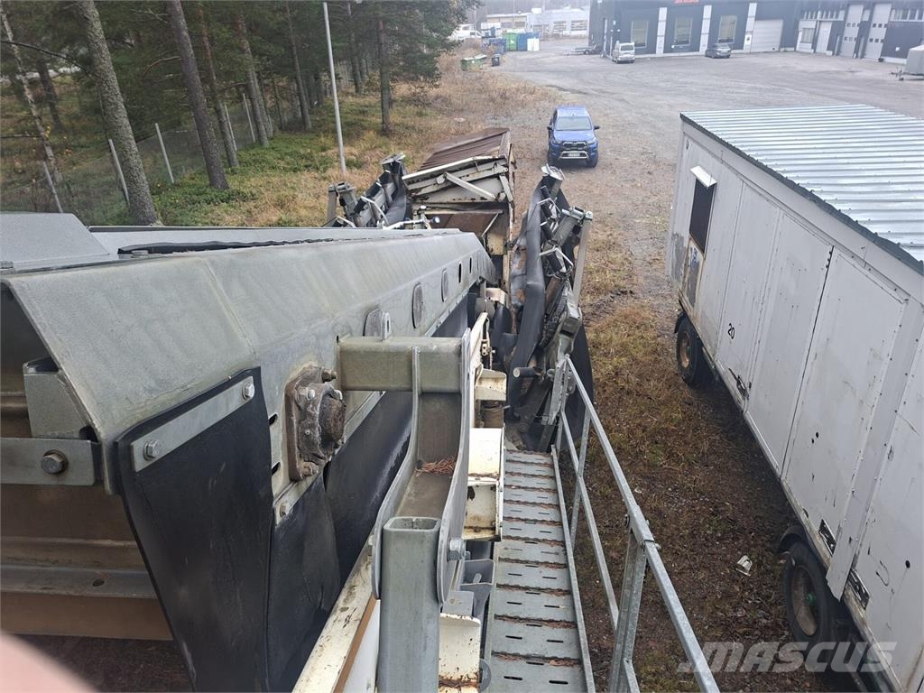Metso Lokotrack ST3.8 Cribas