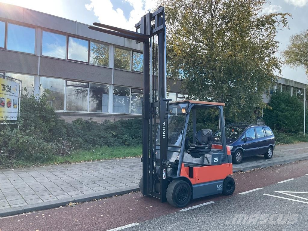 Toyota 7FBMF25 2500KG 3.50METER HEFTRUCK Electric forklifts