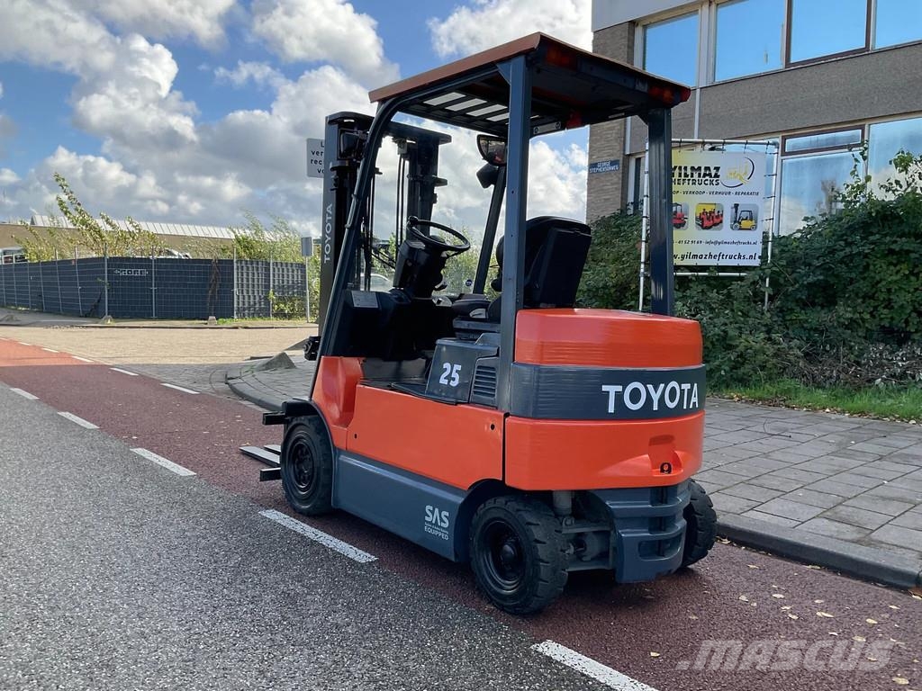 Toyota 7FBMF25 2500KG 3.50METER HEFTRUCK Electric forklifts