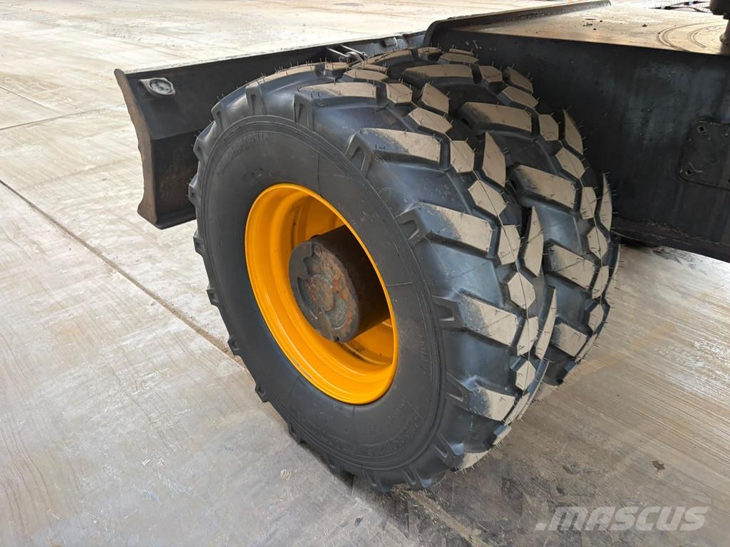 JCB JS175W Колёсные экскаваторы
