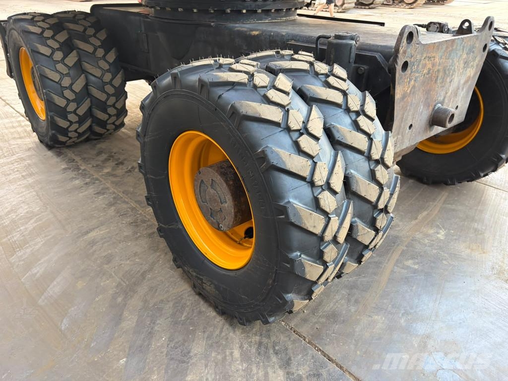 JCB JS175W Колёсные экскаваторы